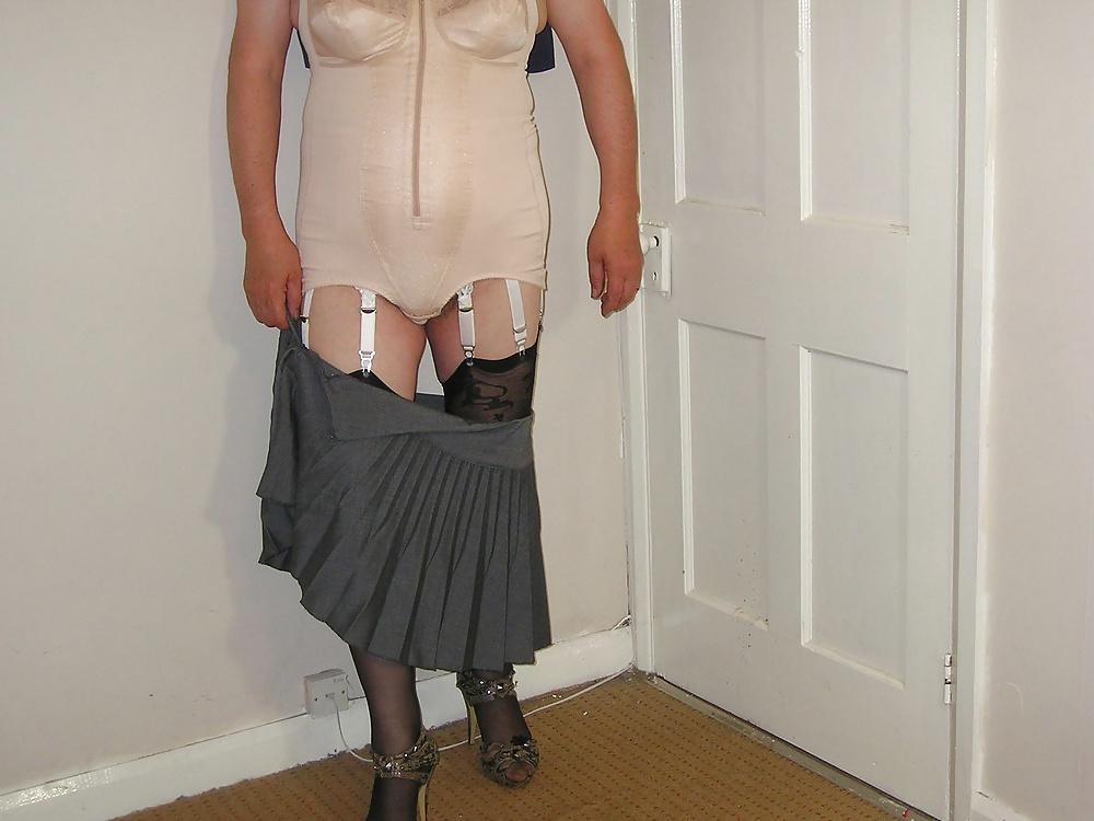23P Naughty nurse going to be late for work