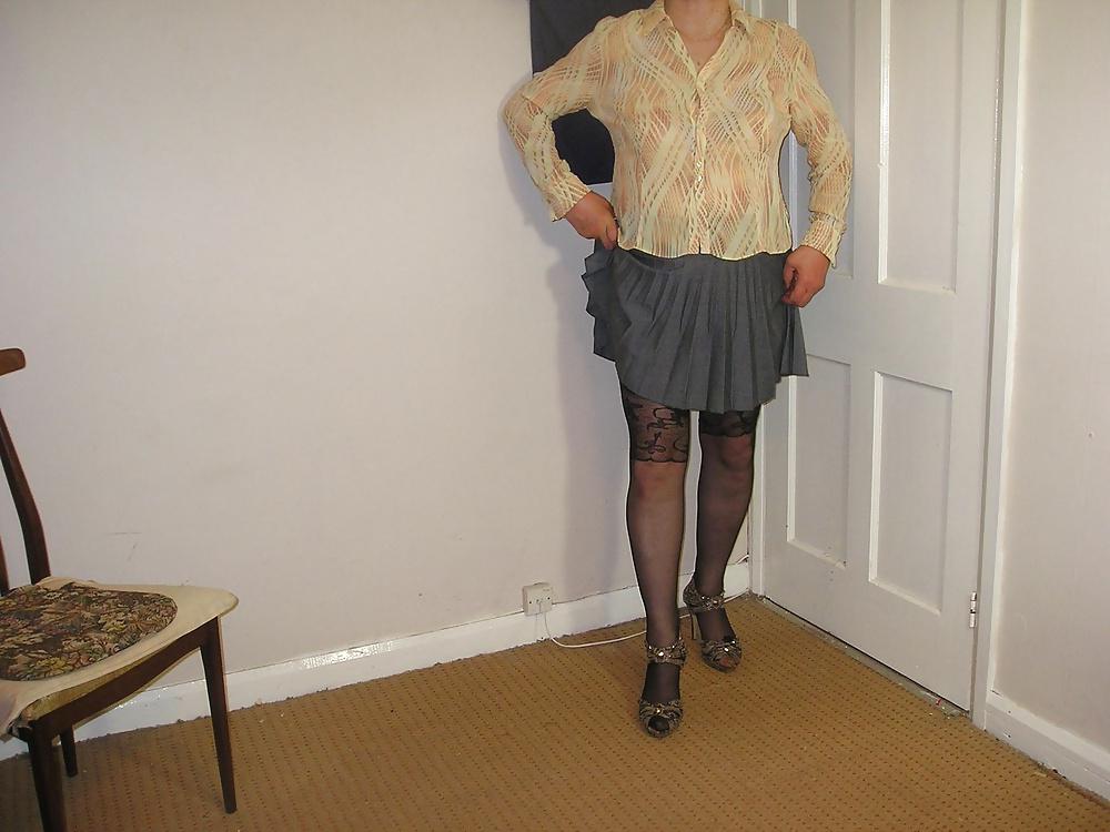23P Naughty nurse going to be late for work