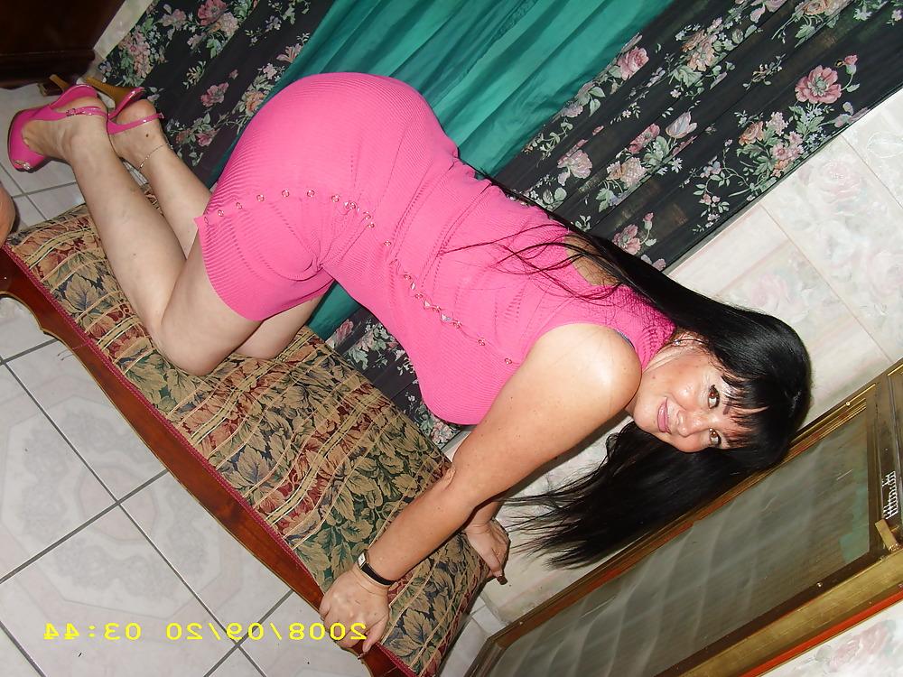 25P Sara - Busty hot wet latina milf