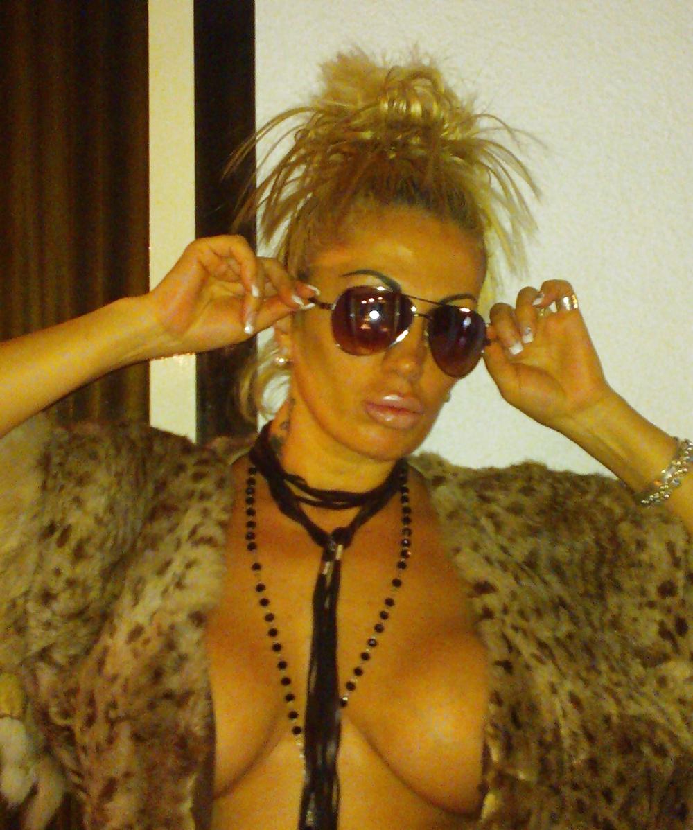 25P Bulgarian sexy girls