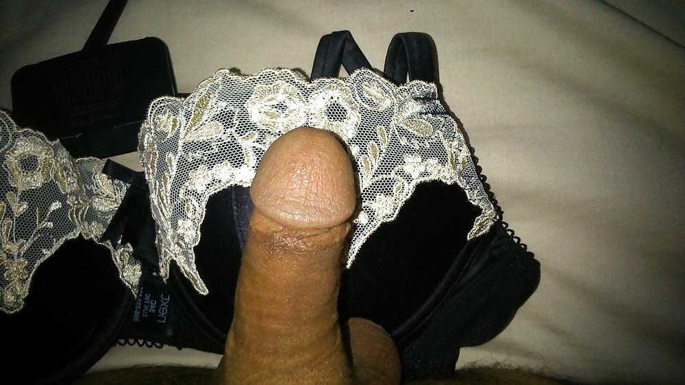 15P Wanking in wife's silky kameez 