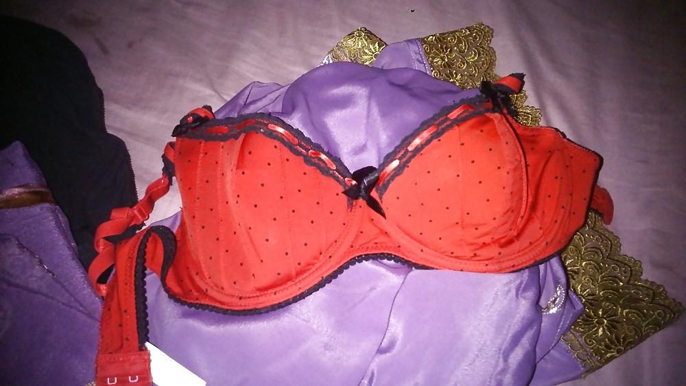 15P Wanking in wife's silky kameez 