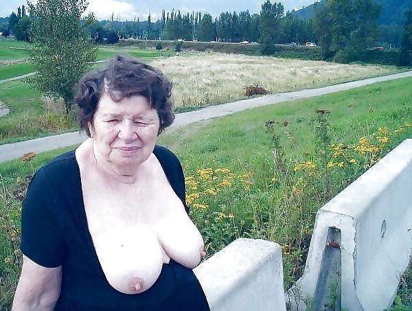 20P Pull down your shirt 38.