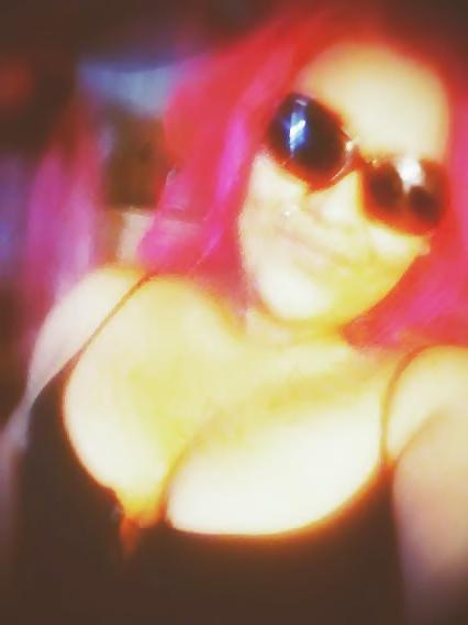 25P Pinky latina