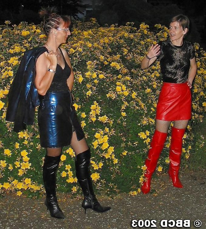 21P Private special fhotos ladys in pvc latex leather nr2
