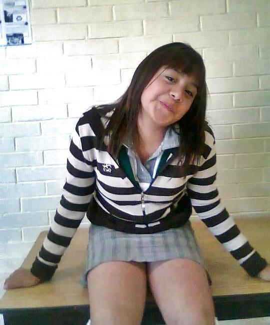 25P COLEGIALAS  LATINAS  HOTTT