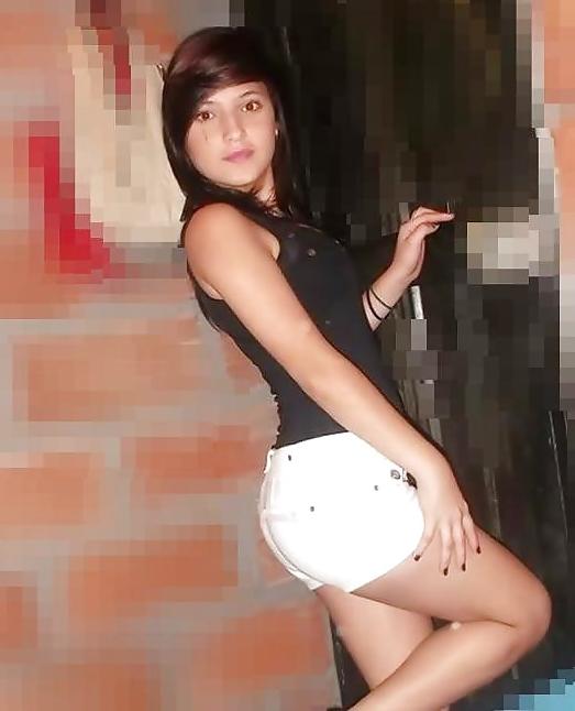 25P COLEGIALAS  LATINAS  HOTTT
