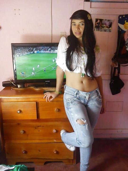 25P COLEGIALAS  LATINAS  HOTTT