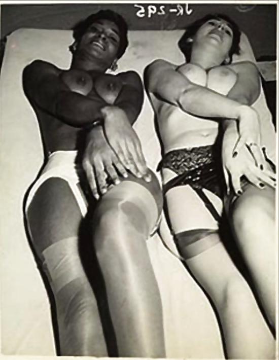 16P Vintage Interracial Lady's-num-001