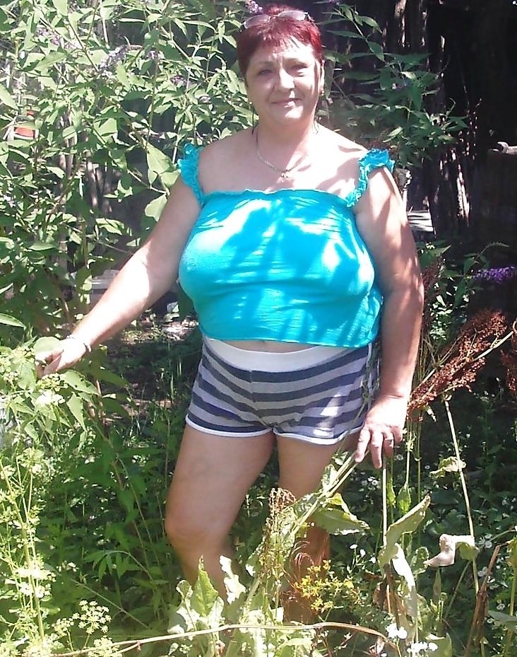 24P Saggy matures proudly wearing see thru!