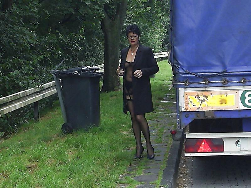 24P Saggy matures proudly wearing see thru!