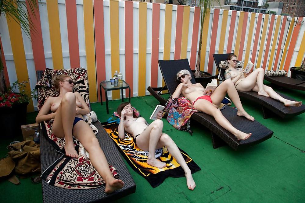 25P Topless Reading Club 2