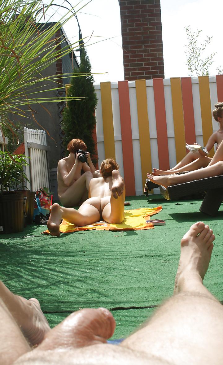 25P Topless Reading Club 2