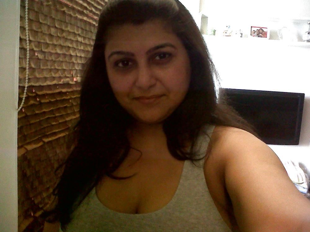 25P Riya Mumbai Indian India Girl 
