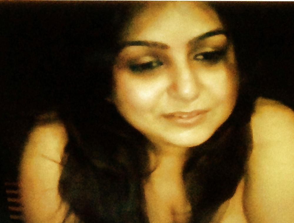 25P Riya Mumbai Indian India Girl 