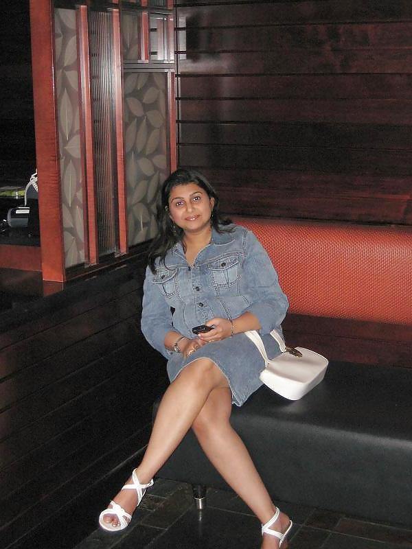 25P Riya Mumbai Indian India Girl 