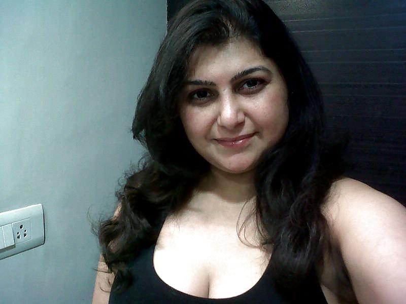 25P Riya Mumbai Indian India Girl 