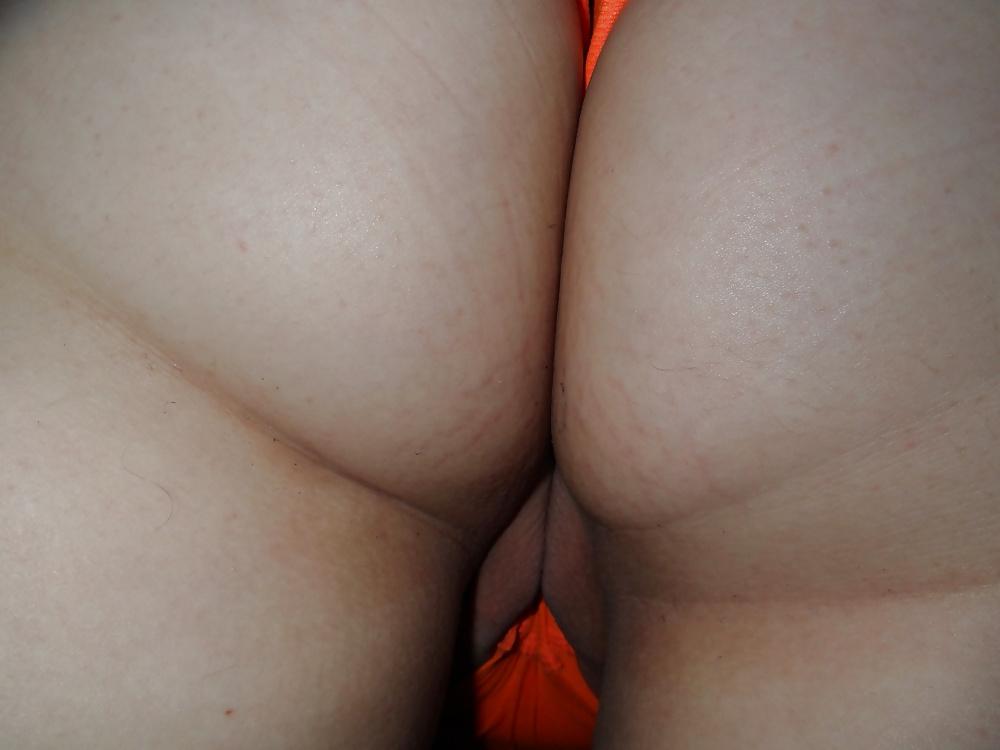 25P ASS AND PUSSY nice wet pussy