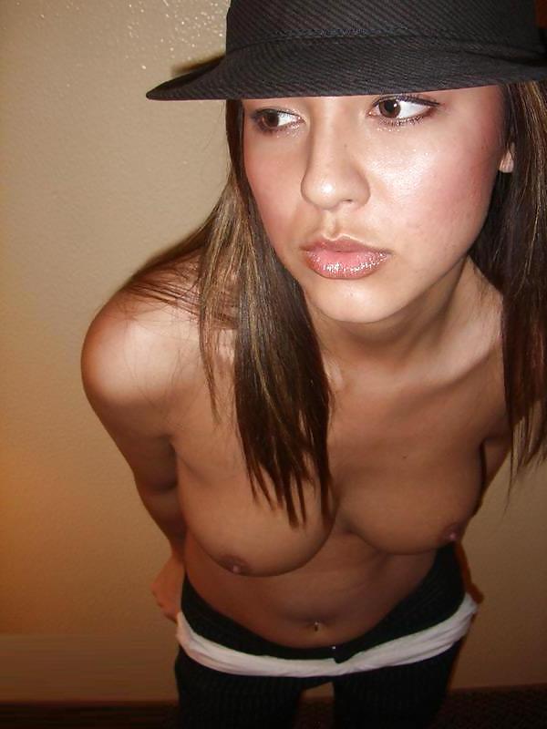 25P Sexy Coed Bailey is No Groupie..She Rocks Out in Her Panties