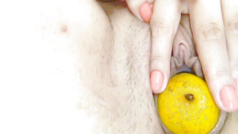 6P MARY PULLING OUT THE LEMON FROM PUSSY