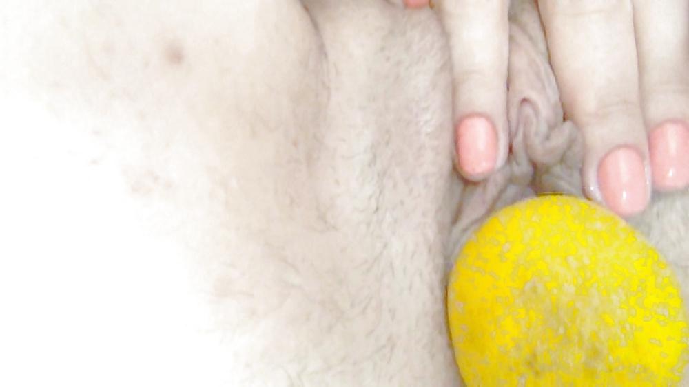 6P MARY PULLING OUT THE LEMON FROM PUSSY