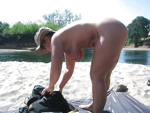 25P Older Nudist 2