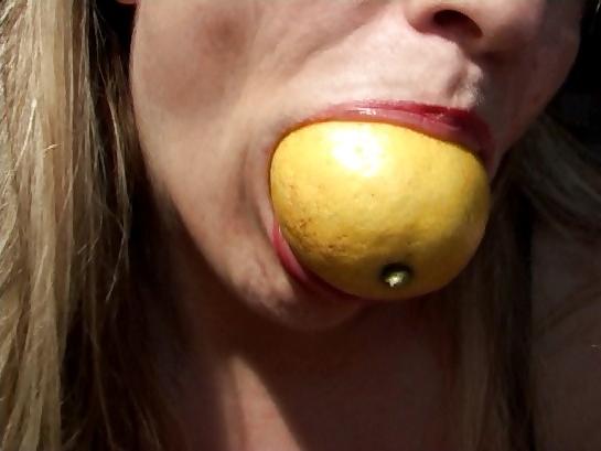 7P Pussy and lemon