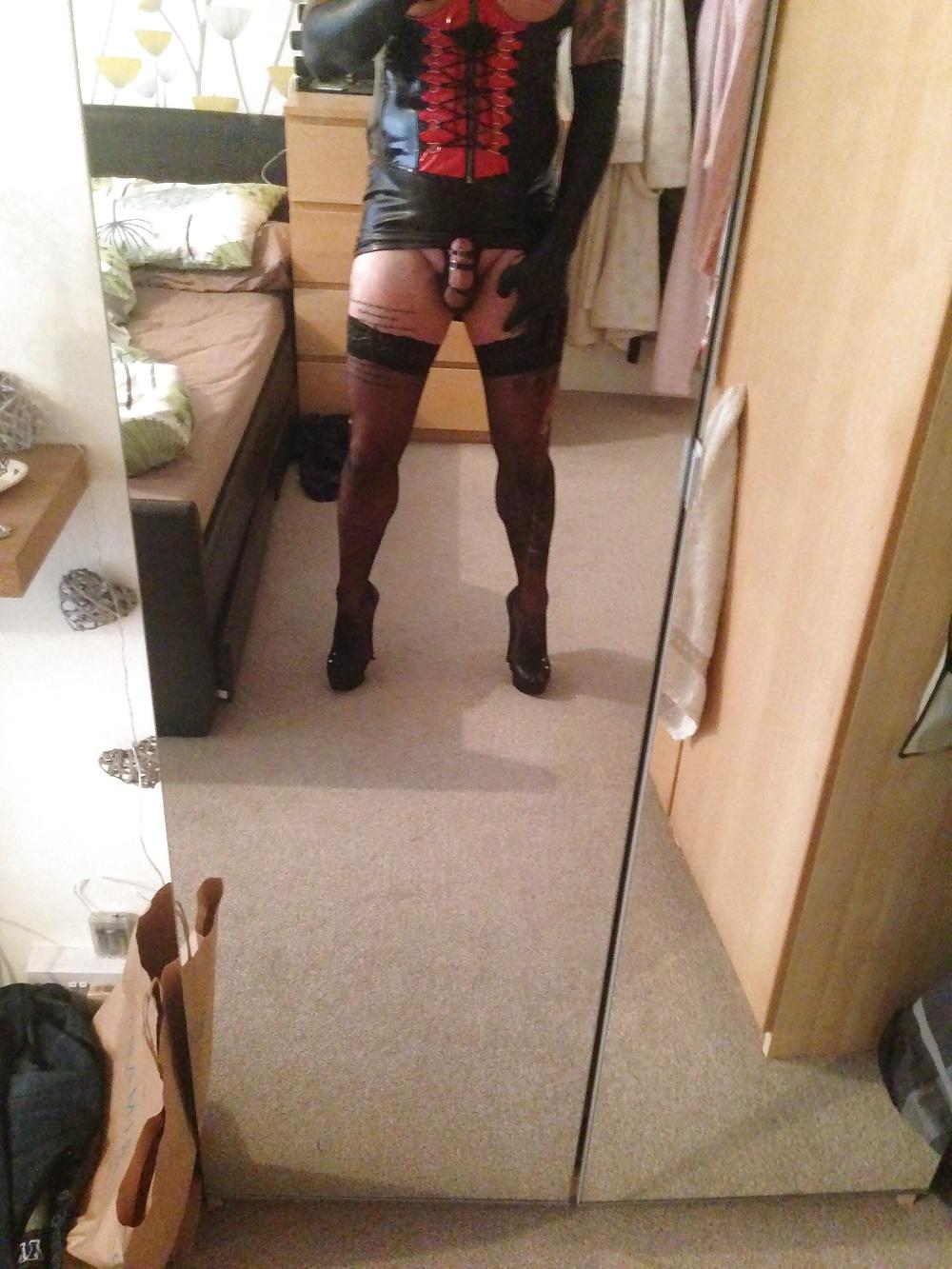 8P Sunday funday latex and pvc