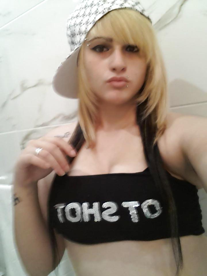 4P FB Malta Bitches: Duwxa Gaffarena