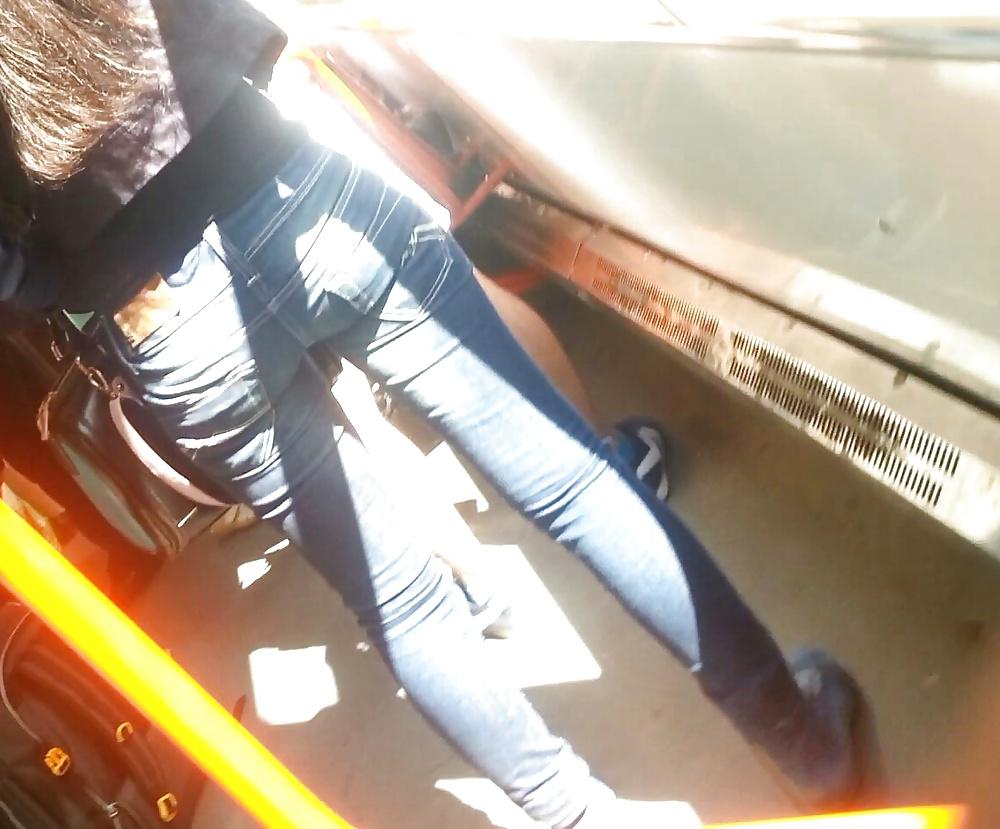 22P Spy sexy teens in bus romanian