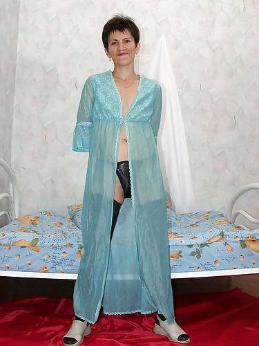 25P Skinny mature with small tits and nice hairy pussy