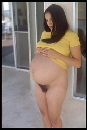 25P Bottomless and Hairy Pregnant