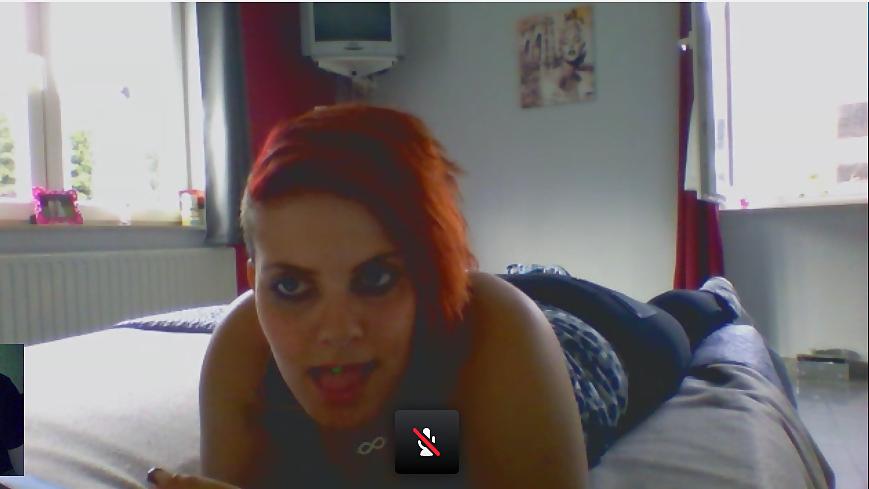 25P Jeune cochonne en cam 