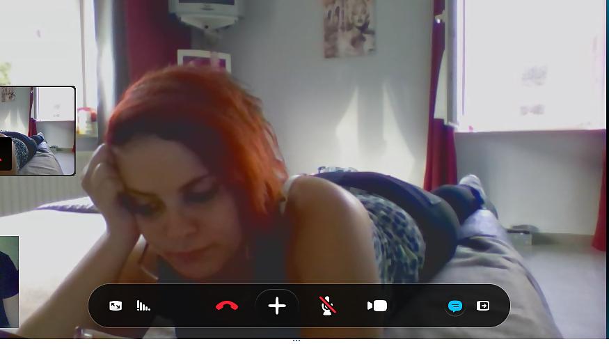 25P Jeune cochonne en cam 