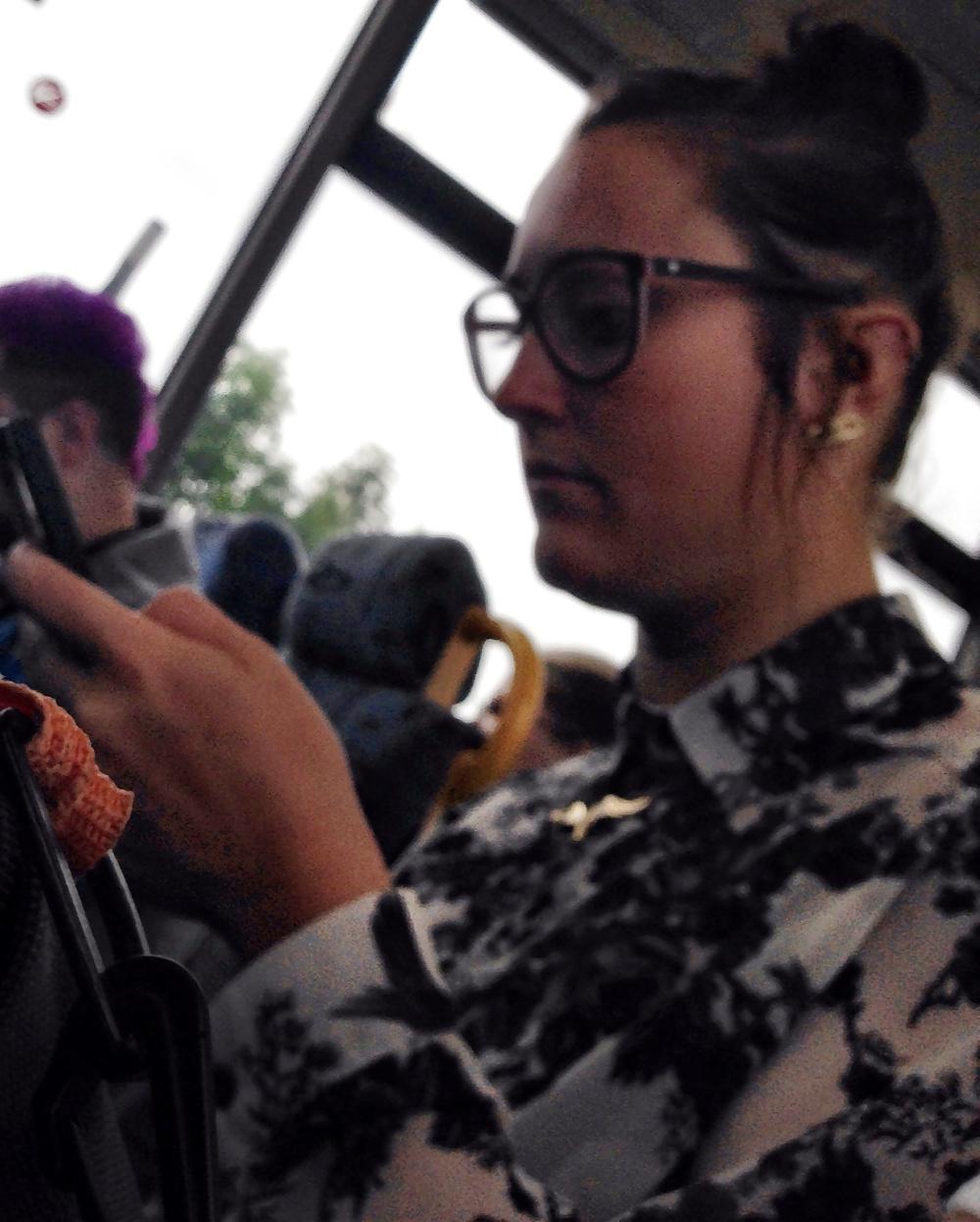 25P Girls on the bus