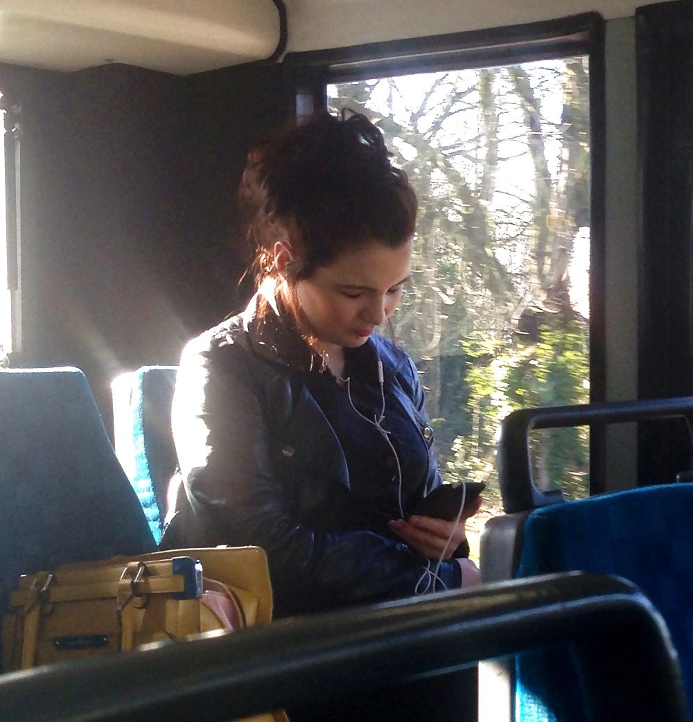 25P Girls on the bus