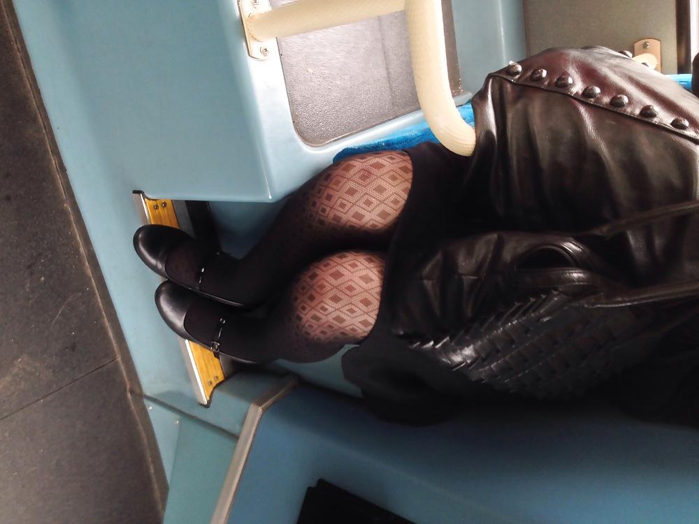 25P Girls on the bus