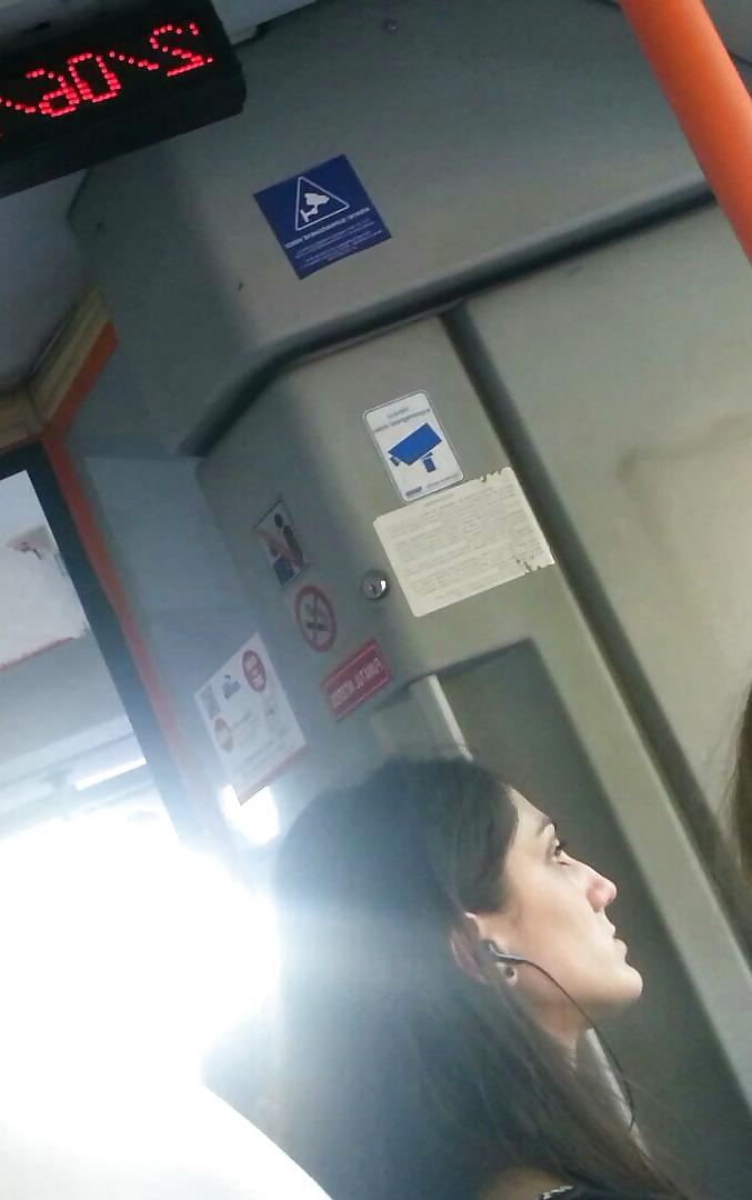 15P Spy old + young in bus romanian