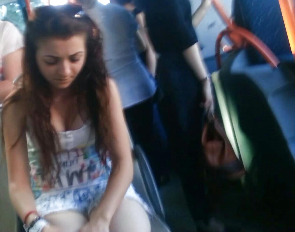 15P Spy old + young in bus romanian