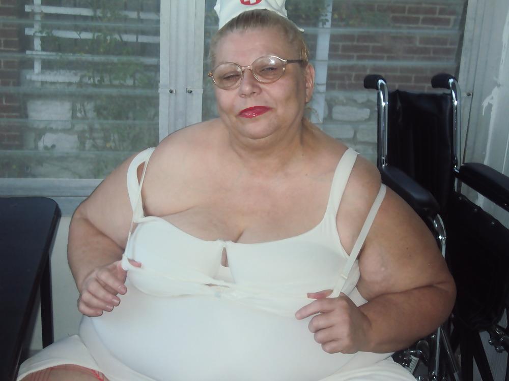 10P Need a sexy nurse