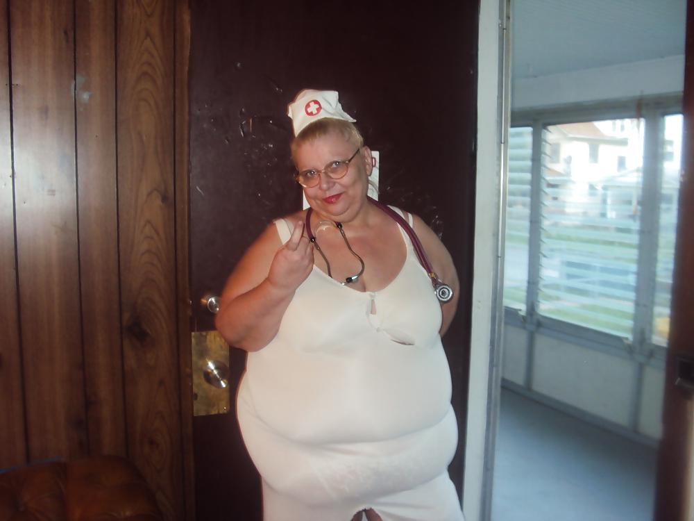 10P Need a sexy nurse