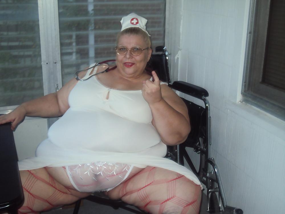 10P Need a sexy nurse