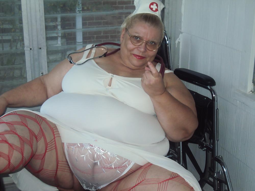 10P Need a sexy nurse