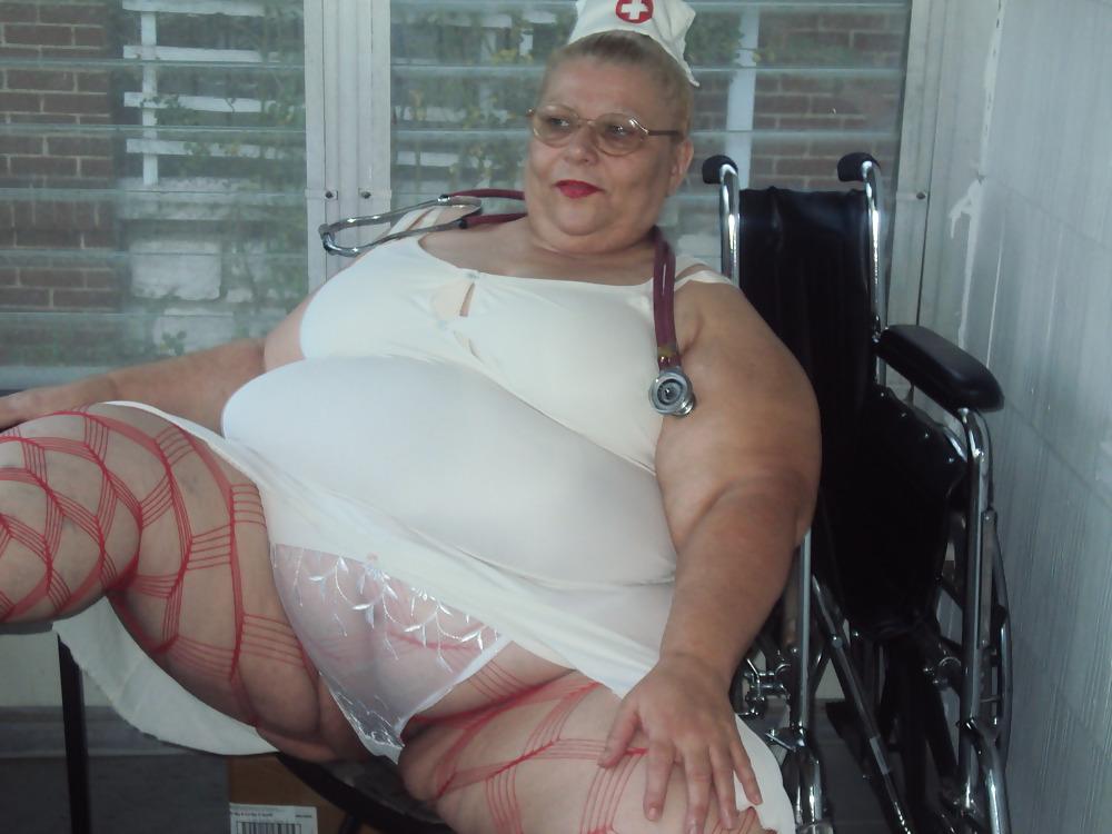 10P Need a sexy nurse