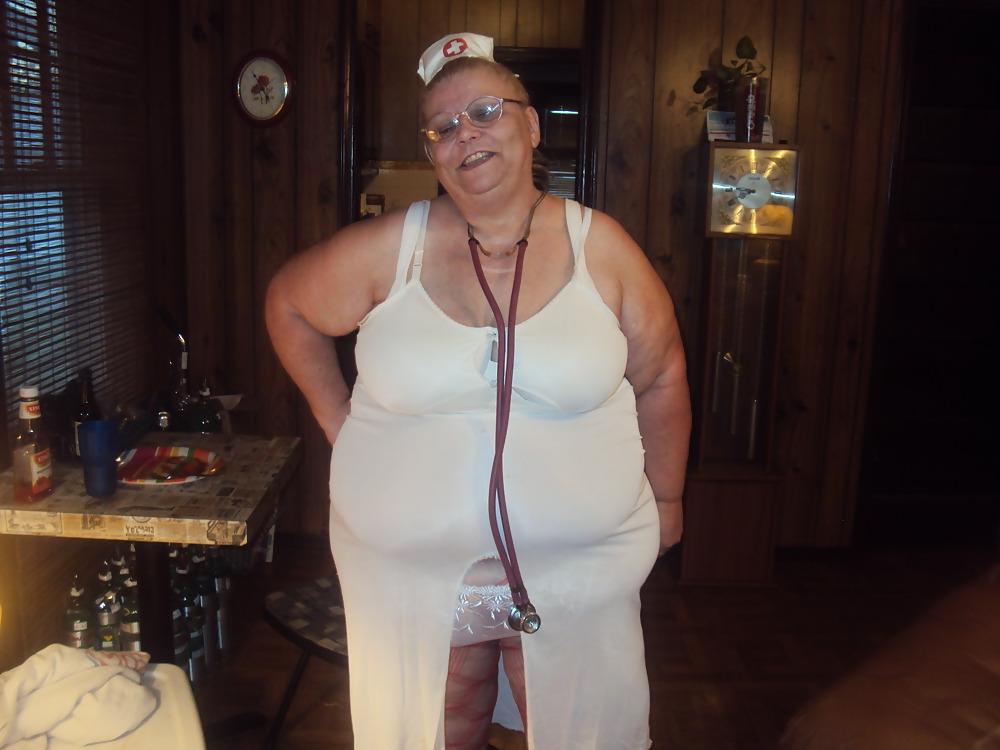 10P Need a sexy nurse