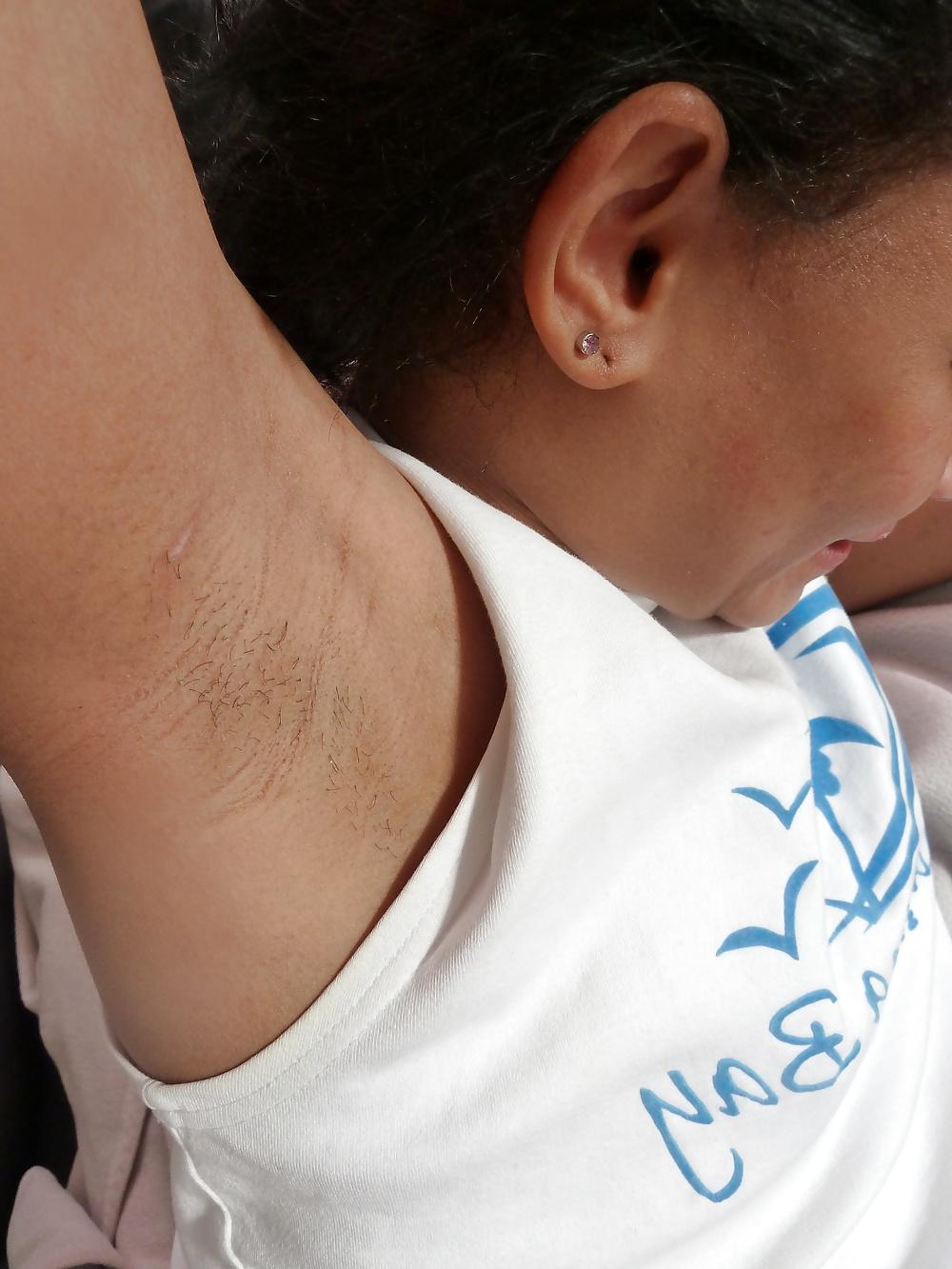 12P Amateur latina armpits