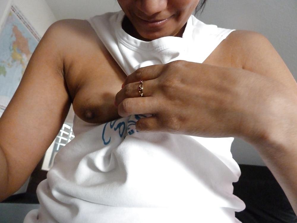 12P Amateur latina armpits
