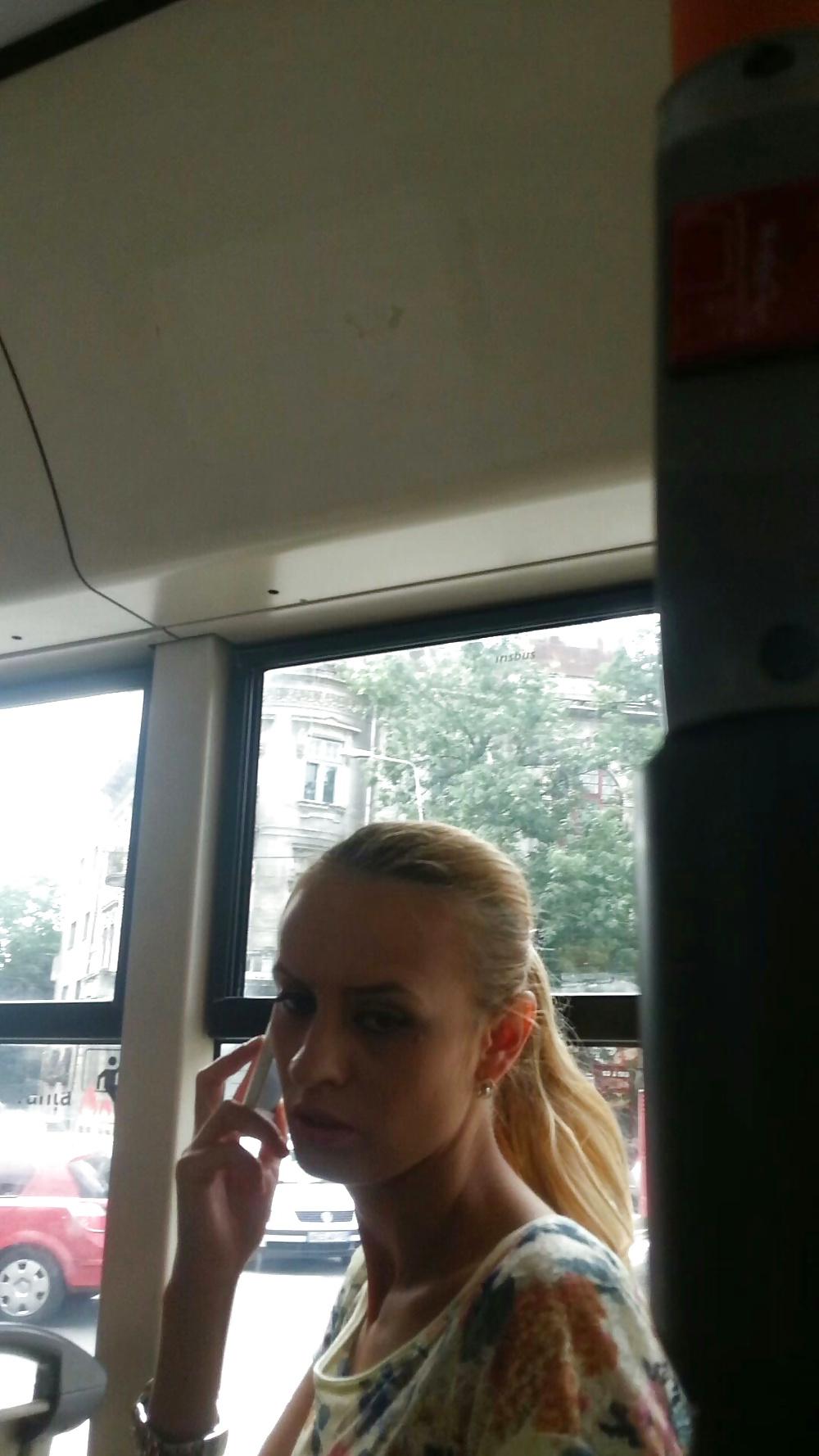 25P Spy old + young in bus romanian