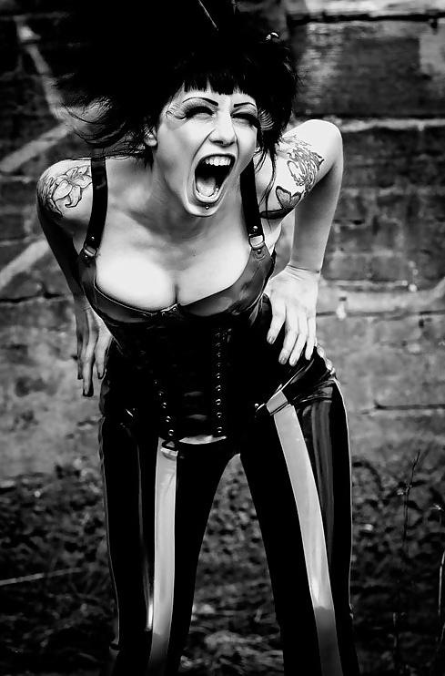 25P Empire of latex....