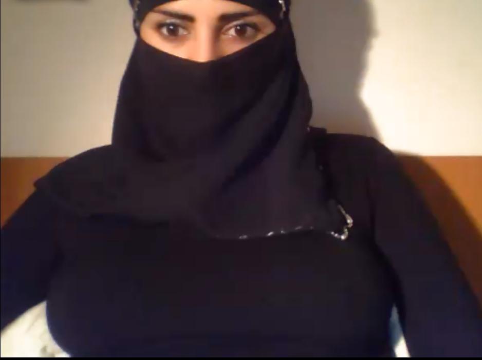 11P Nora frome arab 